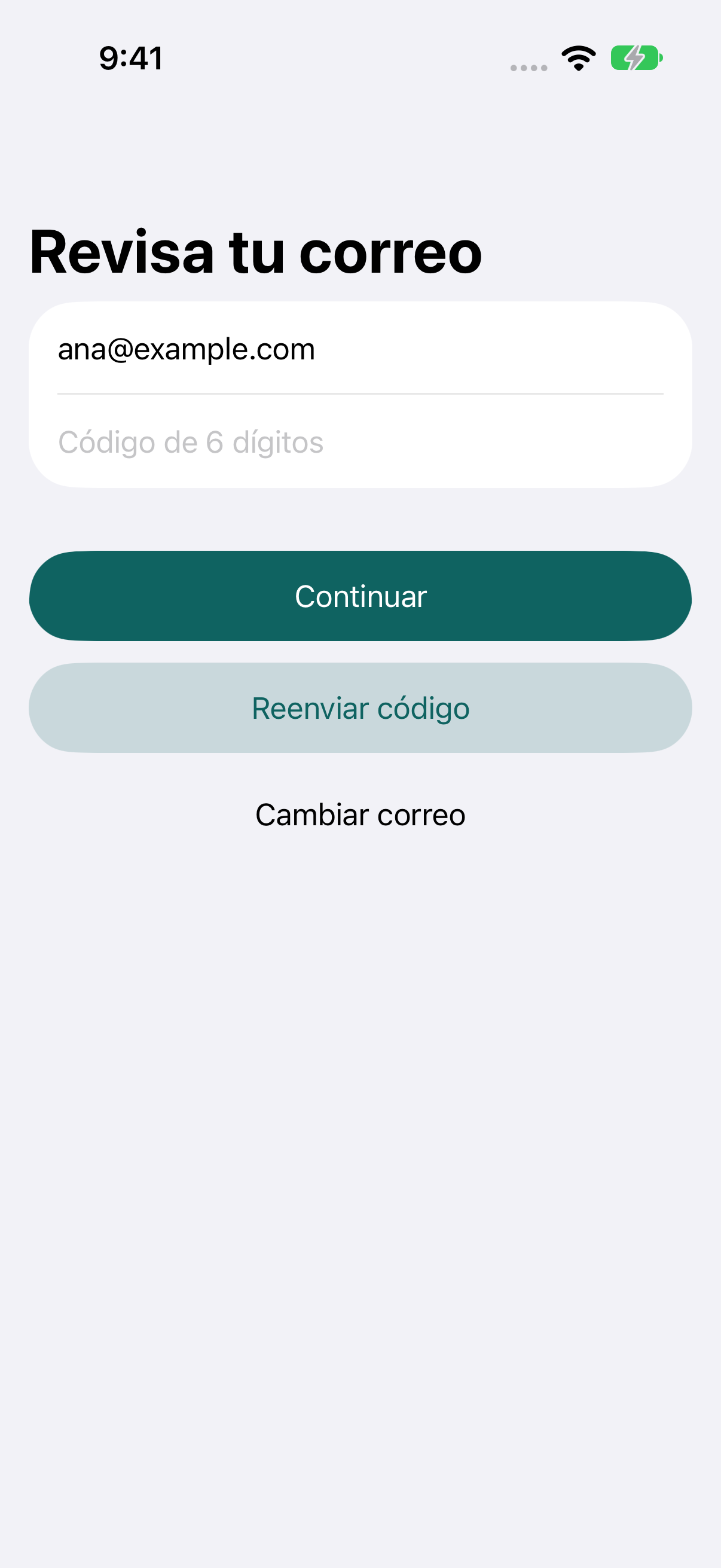 Pantalla para ingresar el código enviado al correo de ejemplo ana@example.com.